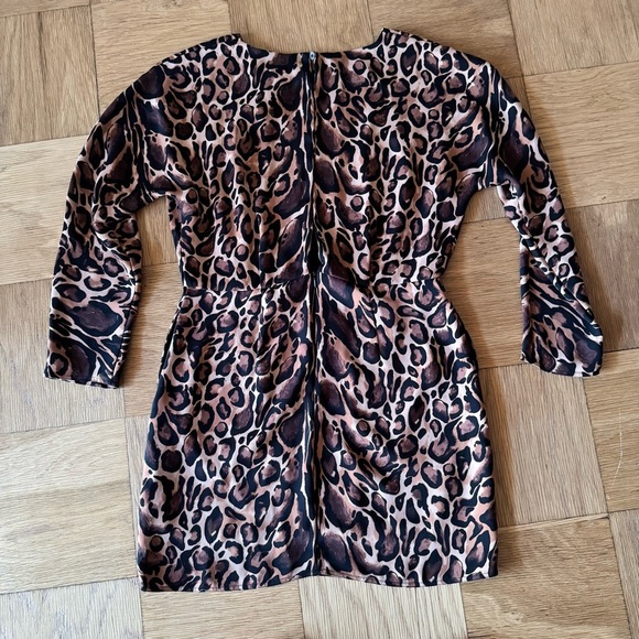 Aritzia Babaton Size 10 Samson Leopard Mini Shift Dress with Pockets - Picture 4 of 11